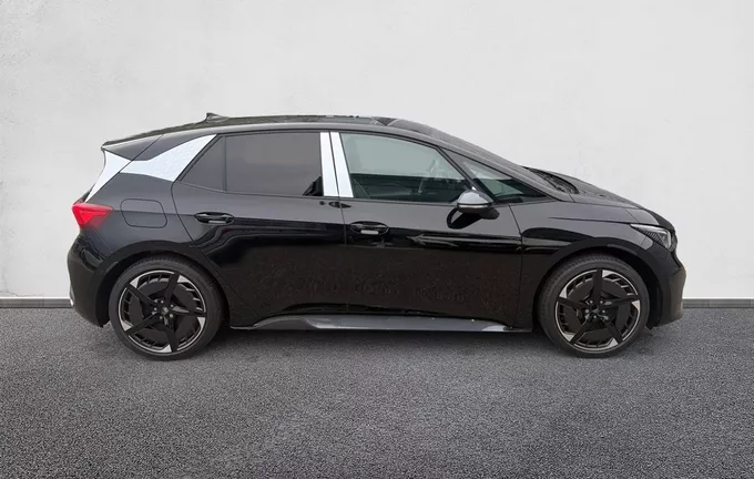 CUPRA BORN 230 ch - Batterie XL V extérieur côté droit 3368