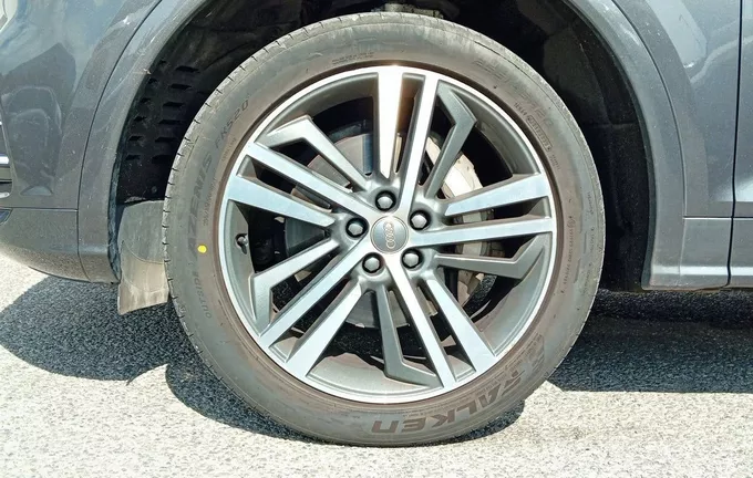 AUDI Q5 50 TDI 286 Tiptronic 8 Quattro S line photo 9 560742