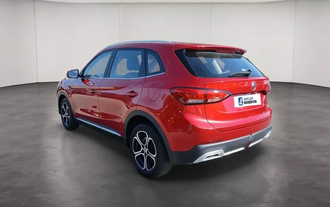 MG ZS 1.5 L Hybrid+ 197 ch Comfort extérieur trois quart arrière gauche 601301