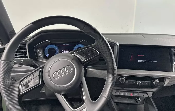 AUDI A1 Sportback 35 TFSI 150 ch S tronic 7 S Line photo 12 2119989