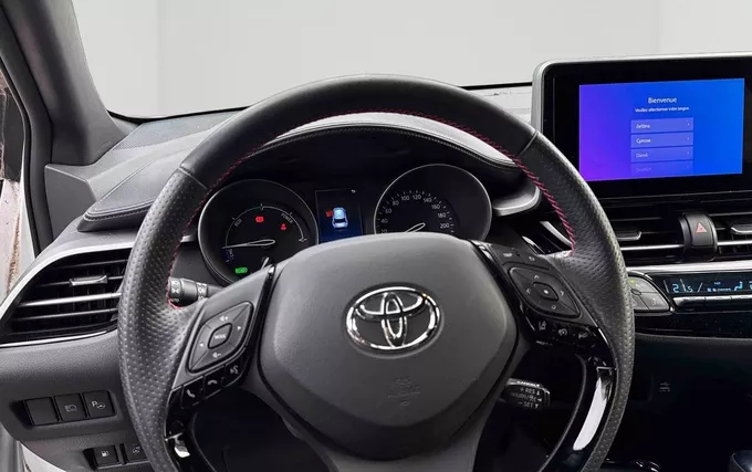 TOYOTA C-HR Hybride 2.0L GR Sport photo 12 1103940