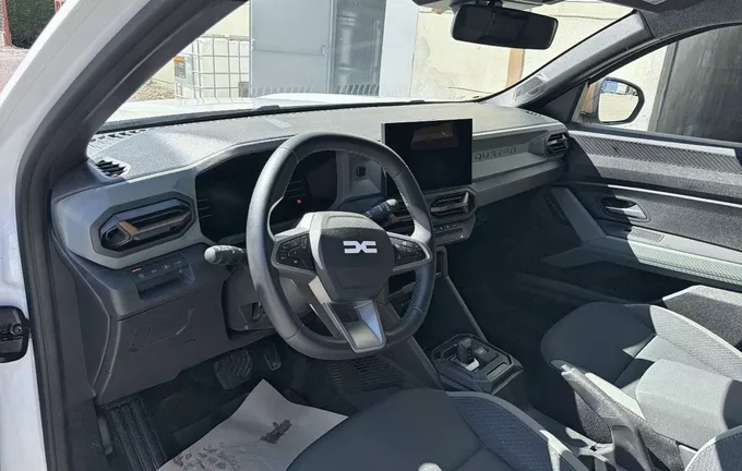 DACIA DUSTER Hybrid 140 Extreme photo 11 560410