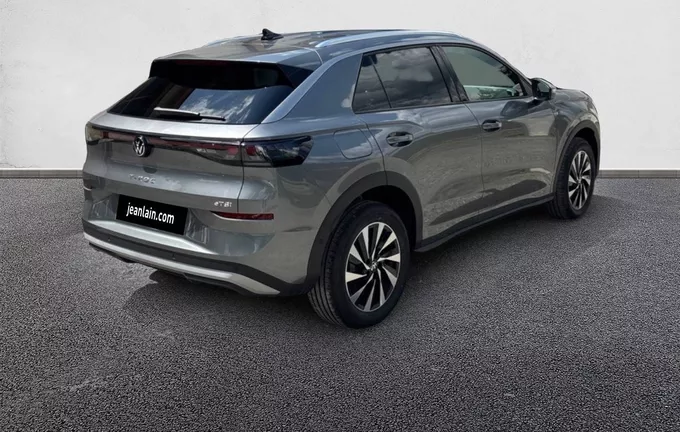 VOLKSWAGEN T-ROC 1.5 eTSI EVO2 Hybrid 116 ch DSG7 Style extérieur trois quart arrière droit 2419
