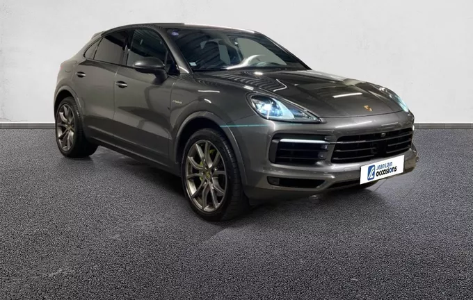 PORSCHE CAYENNE Coupe E-Hybrid 3.0 V6 462 ch Tiptronic BVA extérieur trois quart avant droit 2131009