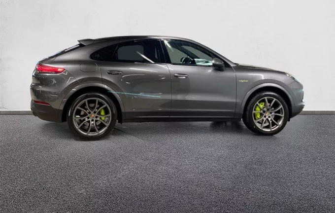 PORSCHE CAYENNE Coupe E-Hybrid 3.0 V6 462 ch Tiptronic BVA extérieur côté droit 2131009