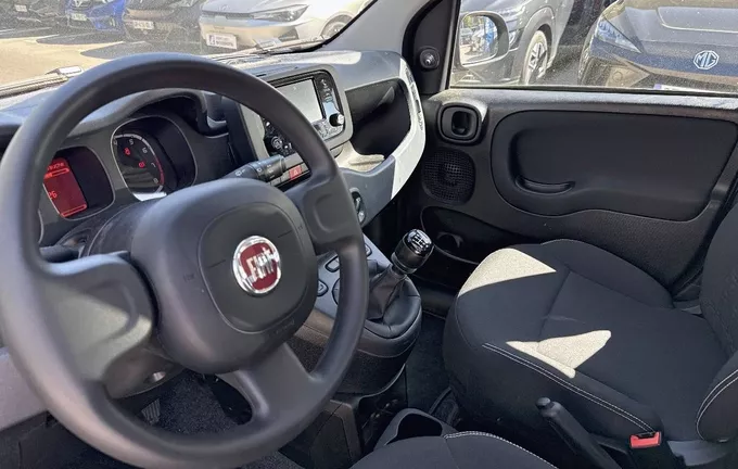 FIAT PANDA 1.0 70 ch Hybride BSG S/S City Life photo 11 2126577