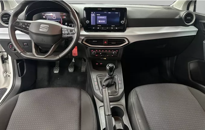 SEAT IBIZA 1.0 TSI 95 ch S/S BVM5 Business extérieur trois quart avant droit 2126874