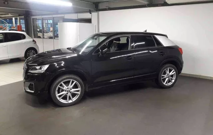 AUDI Q2 35 TFSI COD 150 S tronic 7 Sport extérieur côté gauche 2132657