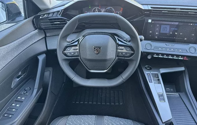 PEUGEOT 308 Hybrid 145 e-DCS6 Allure photo 9 945182