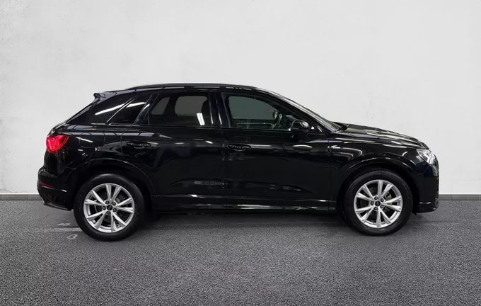 AUDI Q3 35 TDI 150 ch S line extérieur côté droit 212532