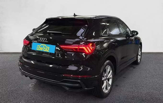 AUDI Q3 35 TDI 150 ch S line extérieur trois quart arrière droit 212532
