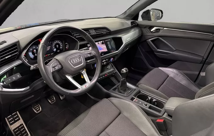 AUDI Q3 35 TDI 150 ch S line photo 11 212532