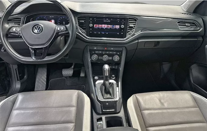 VOLKSWAGEN T-ROC 1.5 TSI 150 EVO Start/Stop DSG7 Carat Exclusive extérieur trois quart avant droit 2130303