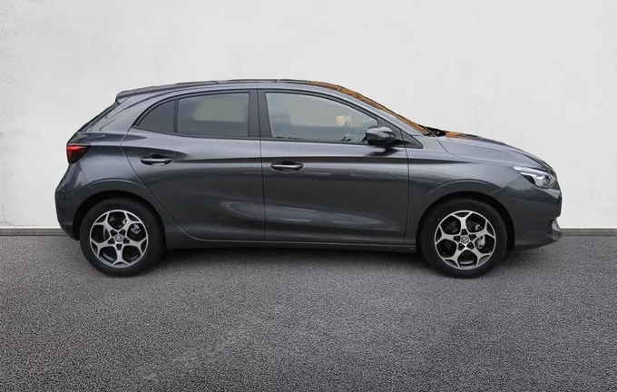 MG MG3 1.5 L Hybrid+ 195 ch Luxury extérieur côté droit 9487