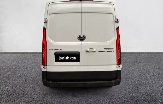 MAXUS E-DELIVER 9 FOURGON E-DELIVER9 FOURGON L3H2 72 KWH extérieur arrière 6800302
