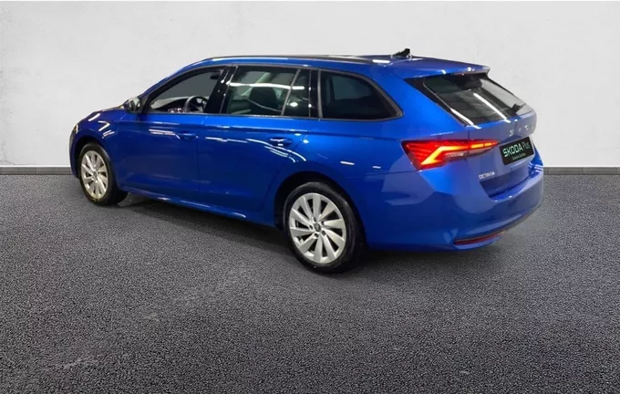 SKODA OCTAVIA Combi 1.5 TSI Hybrid 150 ch ACT DSG7 Selection photo 11 2132222