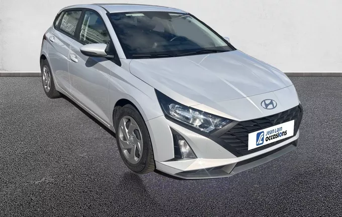 HYUNDAI I20 1.2 79 Initia extérieur trois quart avant droit 13774