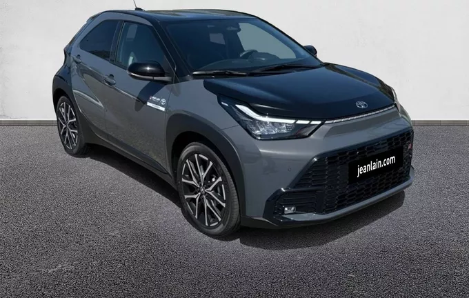 TOYOTA AYGO X Hybride 116h GR Sport extérieur trois quart avant droit 165441