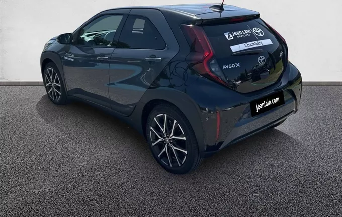 TOYOTA AYGO X Hybride 116h GR Sport extérieur trois quart arrière gauche 165441