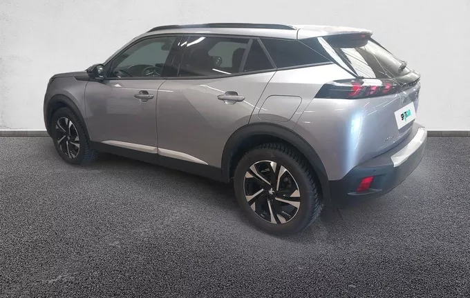 PEUGEOT 2008 BlueHDi 130 S&S EAT8 Allure Pack extérieur trois quart arrière gauche 945597