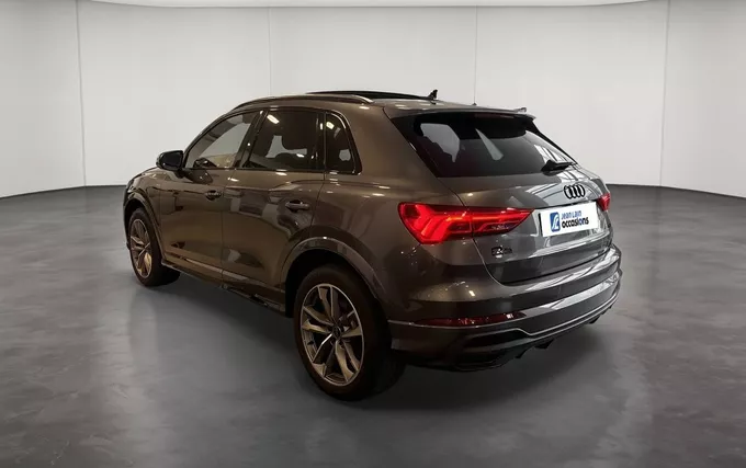 AUDI Q3 45 TFSIe 245 ch S tronic 6 S line extérieur trois quart arrière gauche 2132982