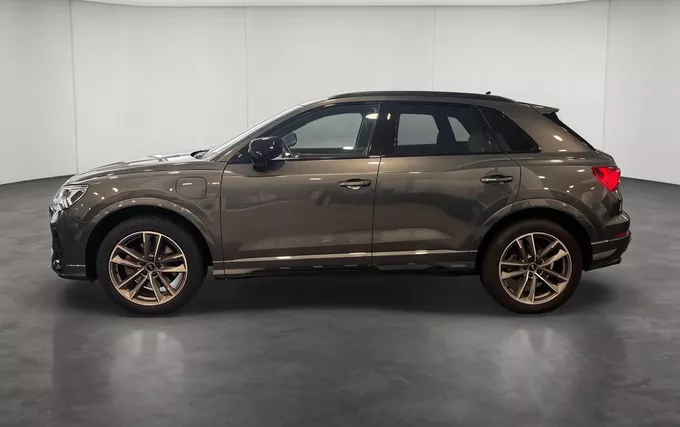AUDI Q3 45 TFSIe 245 ch S tronic 6 S line extérieur côté gauche 2132982