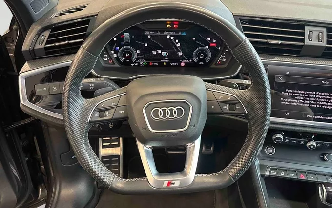 AUDI Q3 45 TFSIe 245 ch S tronic 6 S line photo 12 2132982