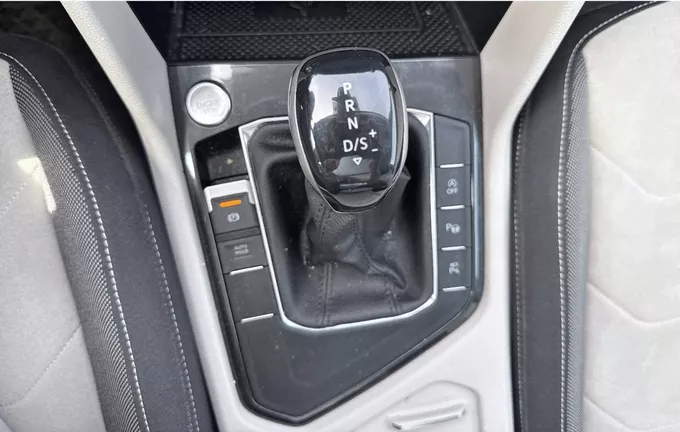VOLKSWAGEN TIGUAN 2.0 TDI 150ch DSG7 Elegance photo 16 2127102