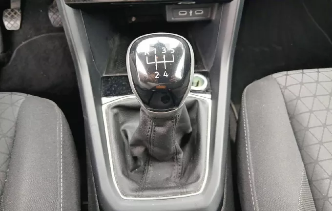 VOLKSWAGEN T-CROSS 1.0 TSI 95 Start/Stop BVM5 Life Tech photo 13 2130073