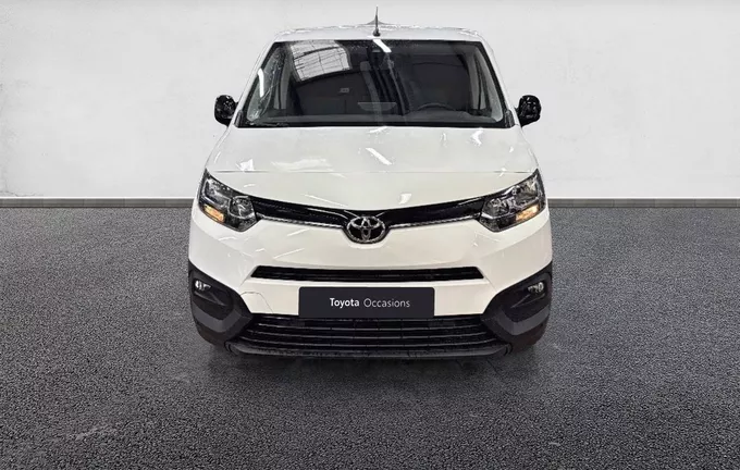 TOYOTA PROACE CITY MEDIUM 1.5L 100 D-4D BVM5 BUSINESS extérieur avant 1102947