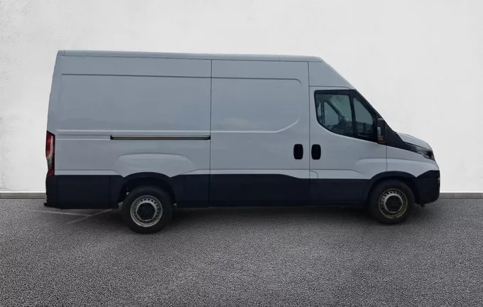 IVECO DAILY FGN 35 S 14S V12 H2 QUAD-LEAF BVM6 extérieur côté droit 106205