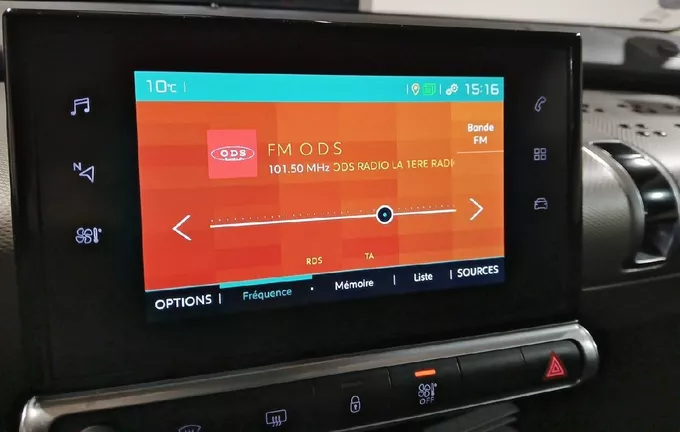 CITROEN C4 CACTUS PureTech 110 S&S BVM6 Shine photo 20 944579