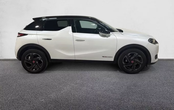 DS DS3 Crossback PureTech 130 EAT8 Performance Line+ extérieur côté droit 945944