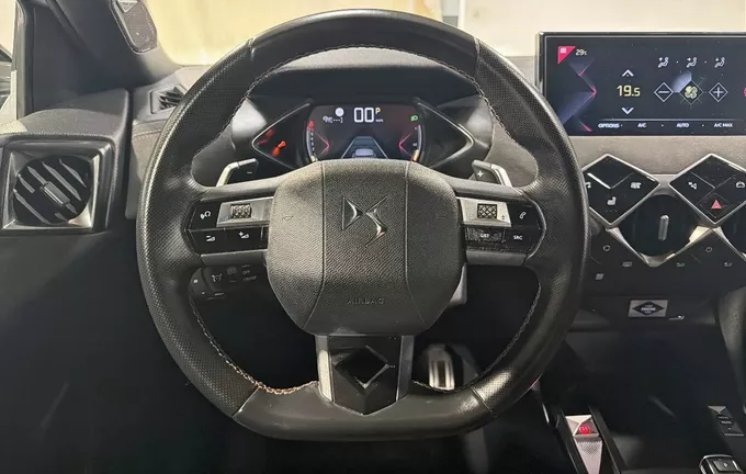 DS DS3 Crossback PureTech 130 EAT8 Performance Line+ photo 9 945944
