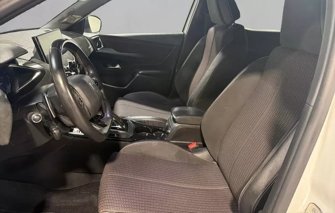 DS DS3 Crossback PureTech 130 EAT8 Performance Line+ photo 11 945944