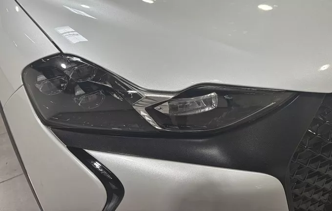 DS DS3 Crossback PureTech 130 EAT8 Performance Line+ photo 16 945944
