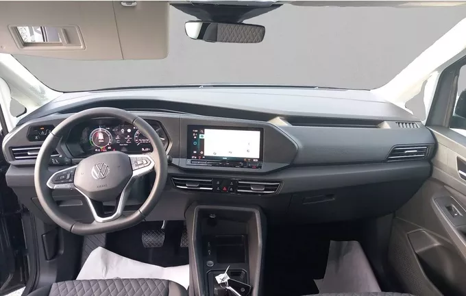 VOLKSWAGEN UTILITAIRES CADDY Maxi 1.5 eHybrid 150 DSG6 Life extérieur trois quart avant droit 7059