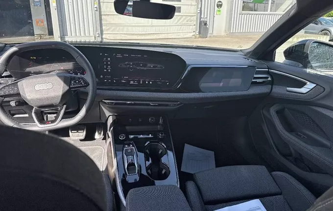 AUDI A5 Avant TDI Hybride 204 ch S tronic 7 S line photo 18 2128269
