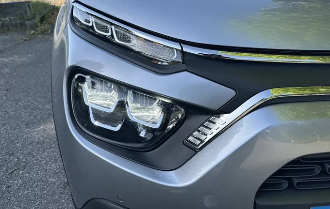 CITROEN C3 PureTech 110 S&S EAT6 Shine photo 16 945668