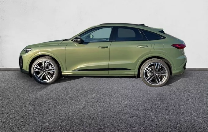 AUDI Q5 Sportback e-hybrid 299 ch S tronic 7 Quattro S line extérieur côté gauche 6509
