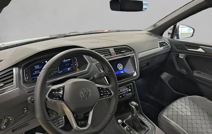 VOLKSWAGEN TIGUAN Allspace 2.0 TDI 150 DSG7 R-Line photo 11 213032