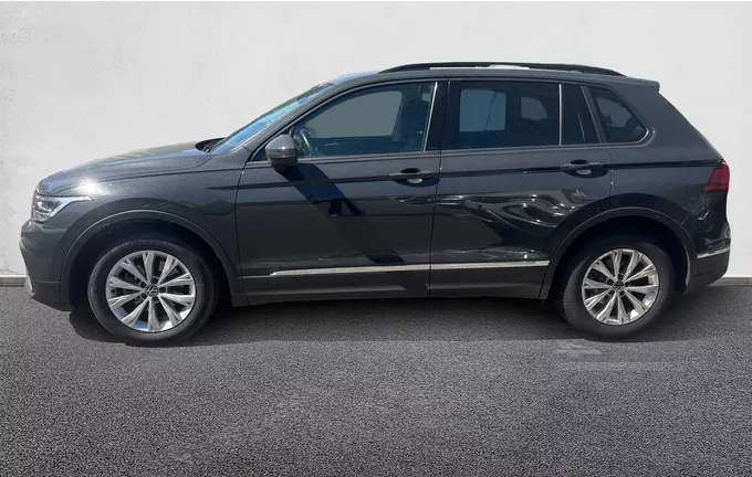 VOLKSWAGEN TIGUAN 2.0 TDI 150ch DSG7 Life Business extérieur trois quart arrière gauche 2124404