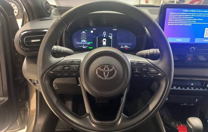 TOYOTA YARIS Hybride 116h Collection photo 12 1103363