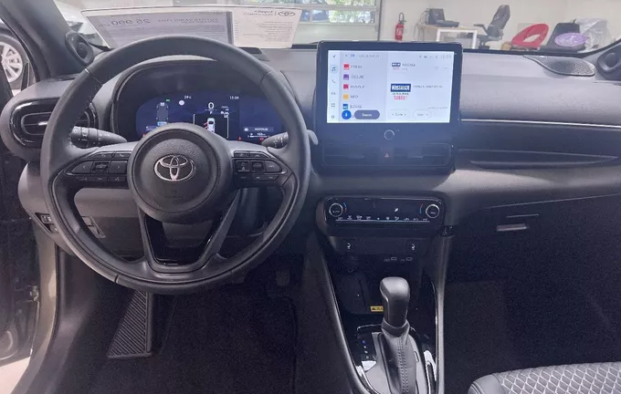 TOYOTA YARIS Hybride 116h Collection photo 18 1103363