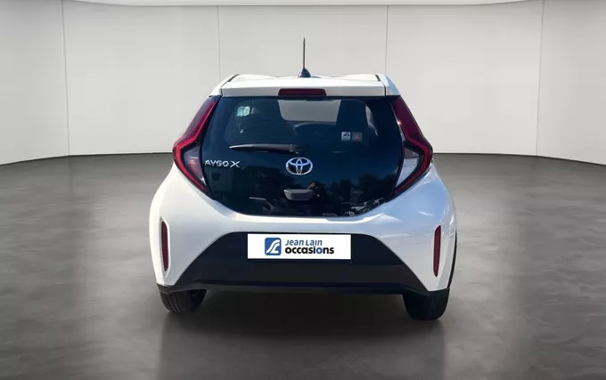 TOYOTA AYGO X 1.0 VVT-i 72 Dynamic extérieur arrière 1104017