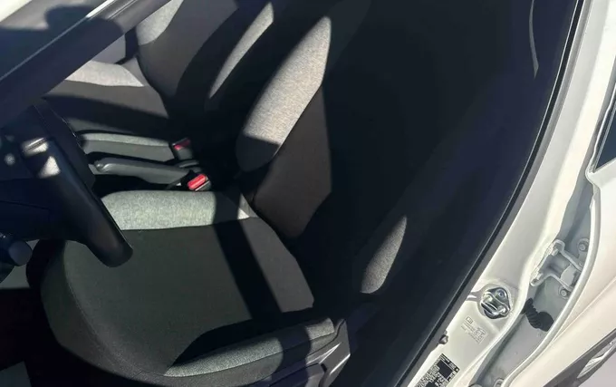 TOYOTA AYGO X 1.0 VVT-i 72 Dynamic photo 11 1104017