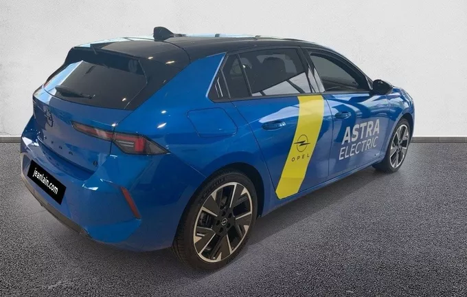 OPEL ASTRA ELECTRIQUE 156 ch & Batterie 54 kWh Edition extérieur trois quart arrière droit 100498