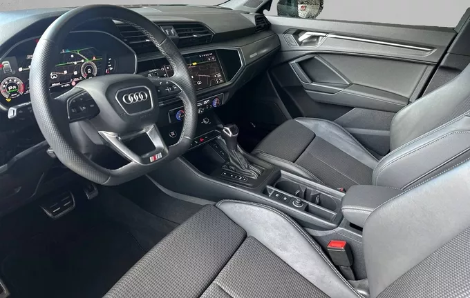 AUDI Q3 Sportback 35 TFSI 150 ch S tronic 7 S line photo 11 2122358