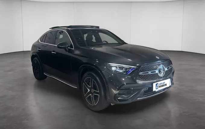 MERCEDES GLC COUPE 300 de 9G-Tronic 4Matic AMG Line extérieur trois quart avant droit 2132092