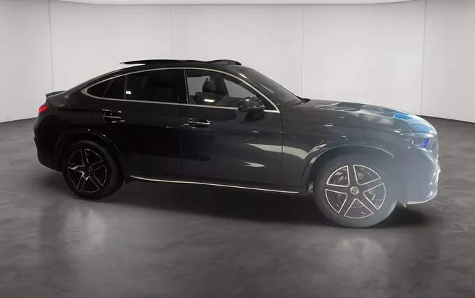 MERCEDES GLC COUPE 300 de 9G-Tronic 4Matic AMG Line extérieur côté droit 2132092